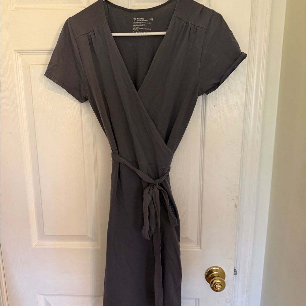 Classic Gray Wrap Midi Dress with Tie Waist
